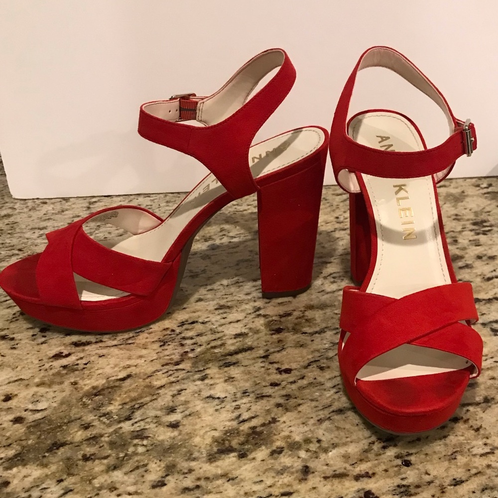 Ann Klein Women’s LaLima Red Platform Sandals, Size 10, EUC